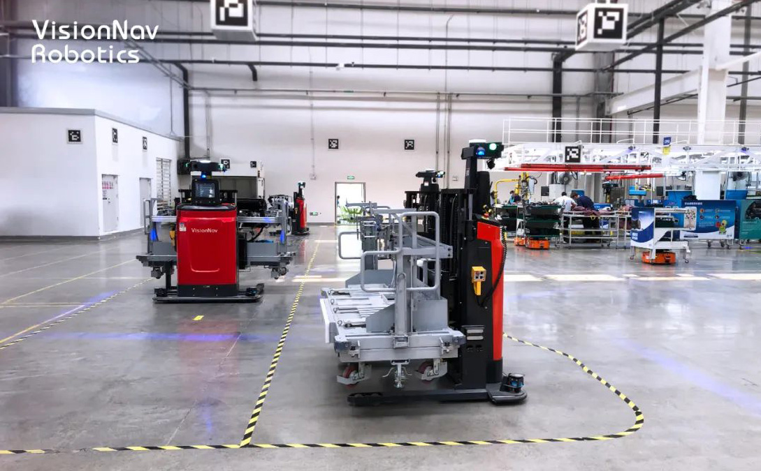 智能叉車－AGV搬運機器人助推智慧物流應用場景